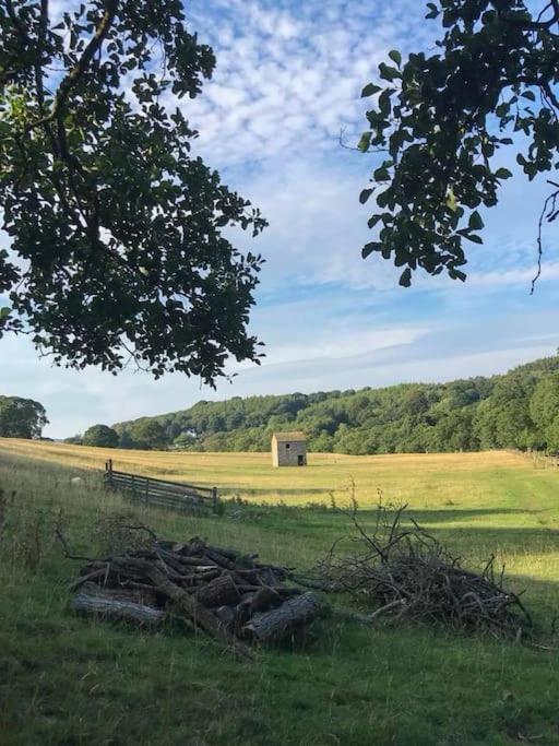 1800 Period Grade 2 Listed Cottage Addingham Buitenkant foto